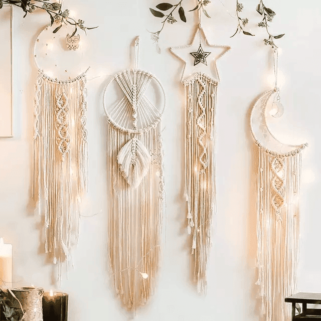 Macramé wall hanging