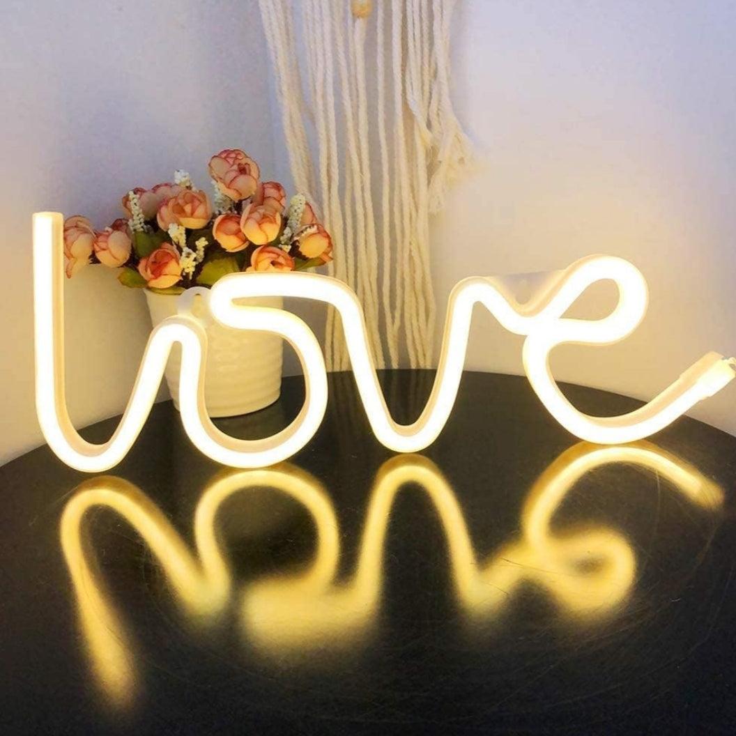 Love led light (warm) - Decor Things