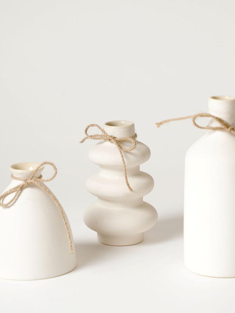 White premium vases - Decor Things